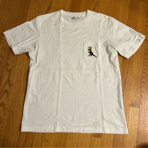 JEAN-MICHEL BASQUIAT X UNIQLO SPRZ UT GRAPHIC T Shirt Pocket Tee Dinosaur Mens M